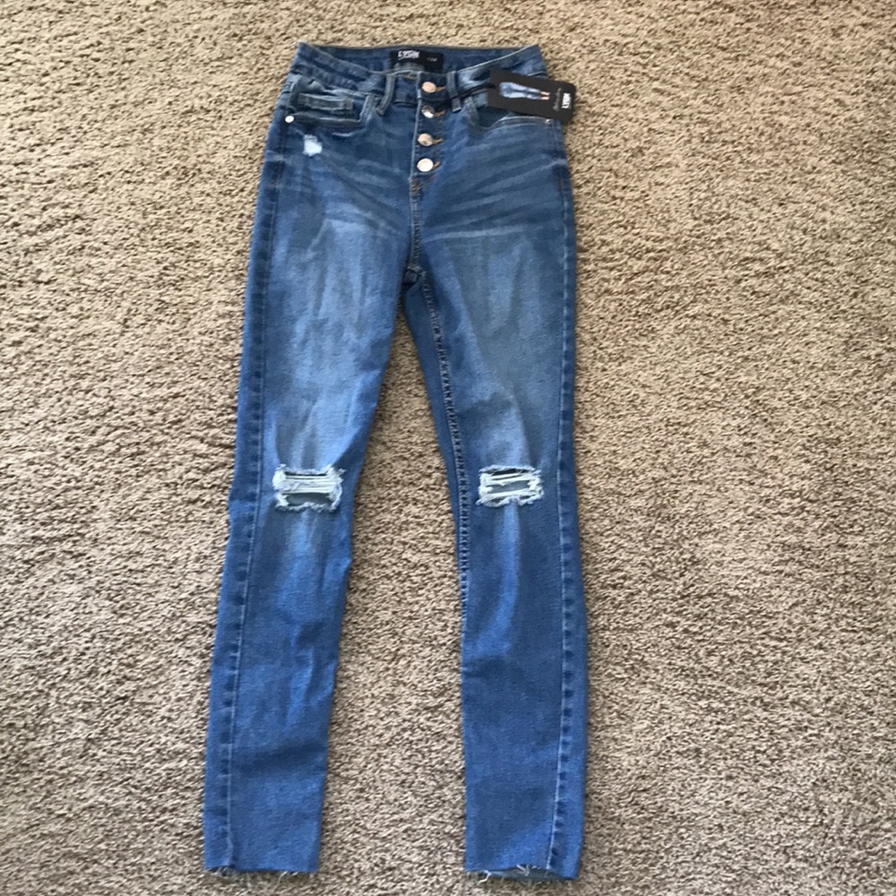 LVGN  Blue Distressed Jeans